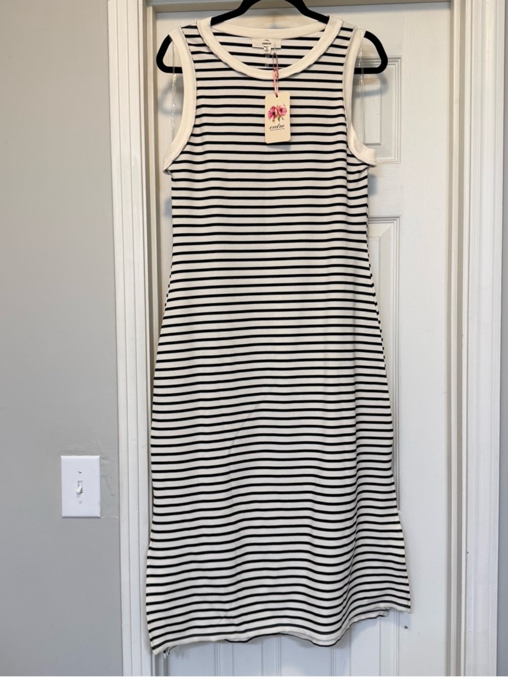 entro Black & White Striped Sleeveless Midi Dress
